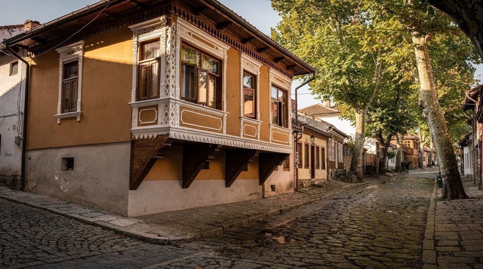 Plovdiv day trip from Sofia: a complete planning guide — How to visit Plovdiv from Sofia by train, bus, or car. What to see in the Old To