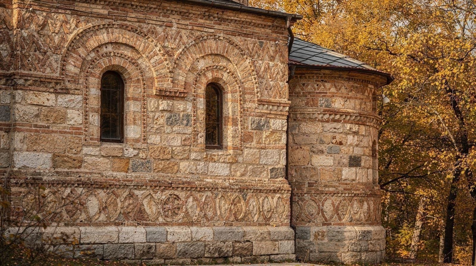 Sofia: Full-Day City Tour including UNESCO Boyana Church